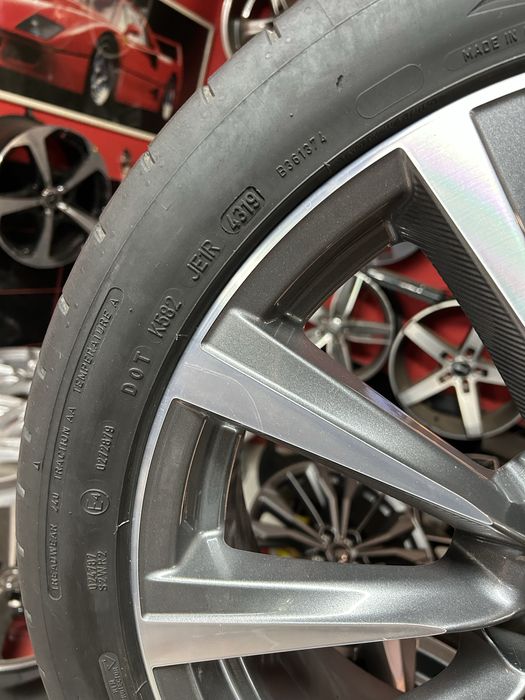 Джанти с Гуми 19 Цола 5х114.3 Nissan Qashqai Juke Renault Гуми 225/45/19 Dunlop