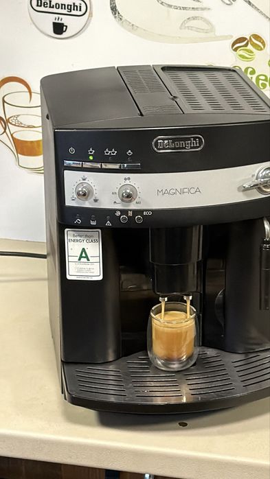 Кафемашина кафе автомат delonghi magnifica с гаранция