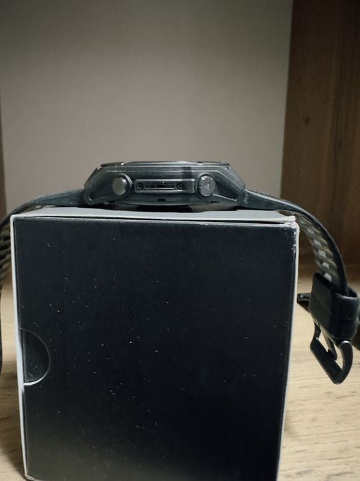 часы Garmin fenix 8