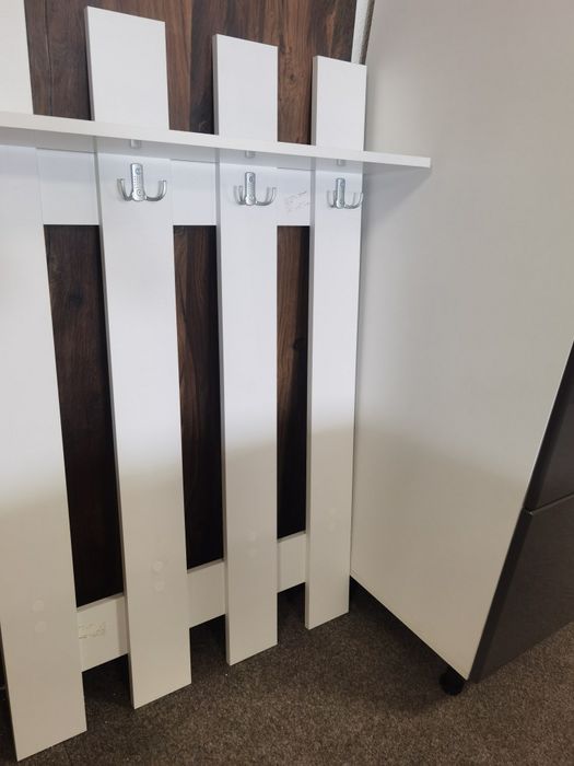 Нови закачалки три размера/цветове