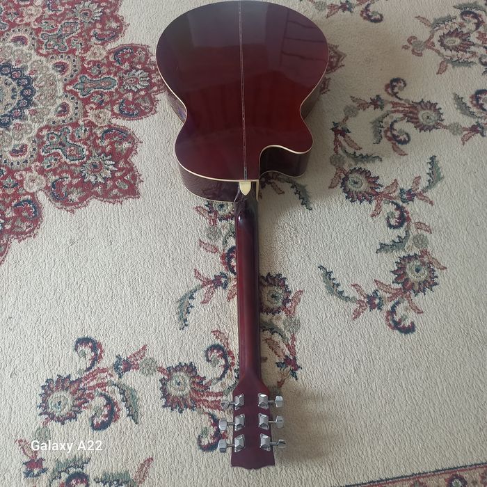 Гитара жағыдайы жақсы