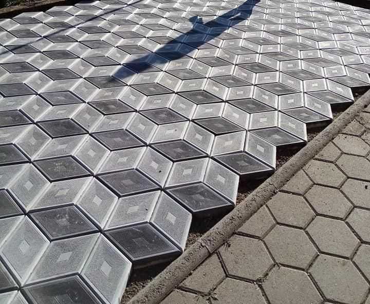 pavaj diferite forme pret pe metru patrat