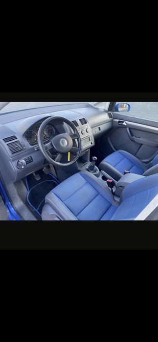 VOLKSWAGEN Touran 2005 — imagine 5