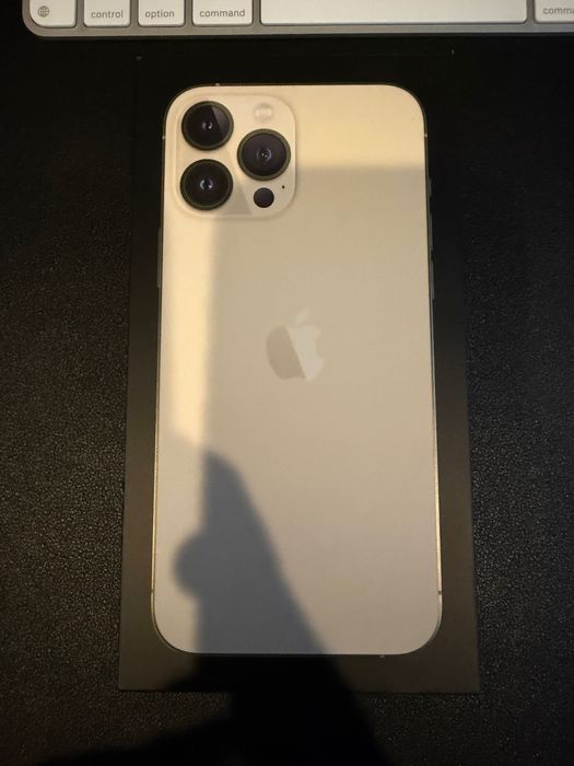 iPhone 13 ProMax 256GB, gold
