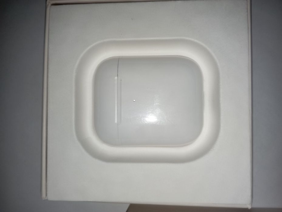 AirPods наушники оригиналы