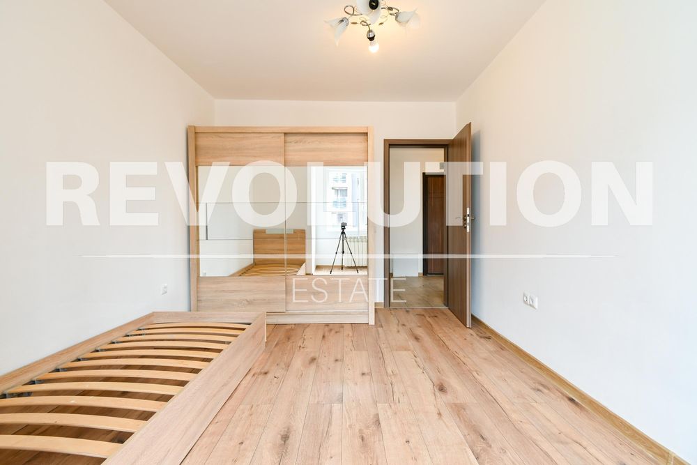 Дава се под наем Тристаен апартамент в София, Надежда 2 - 80 кв.м за 698.19 € - Снимка #6