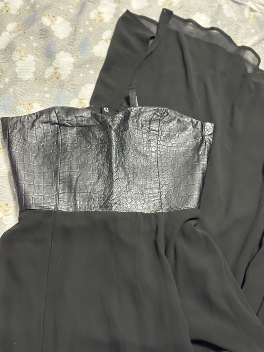 Рокля HM с кожен корсет