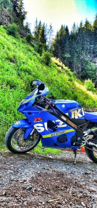 Vând Suzuki GSX-R 600 K5 ( model aniversare)