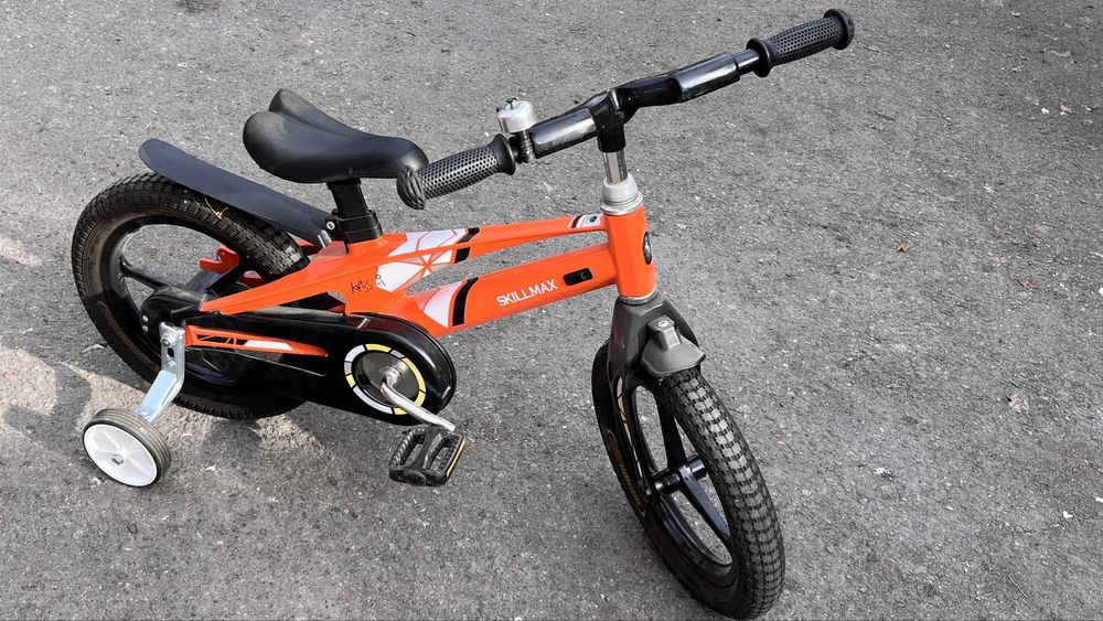 Продам велосипед 3-6 лет