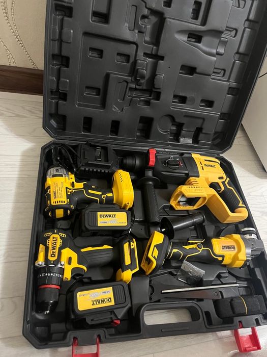 Продается электроинструменты срочно dewalt