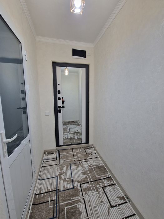 Фрунзенский Дельфин рупарсида 2 хонали квартира ижарага берилади!