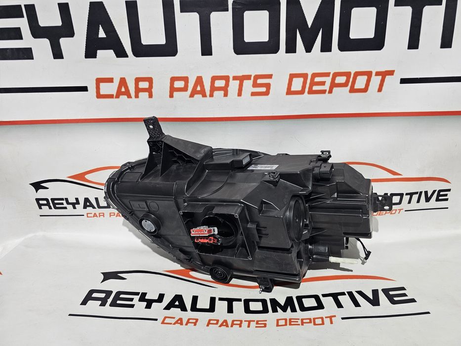 Far dreapta full led Ford Puma dupa 2020 cod L1TB-13100-LA