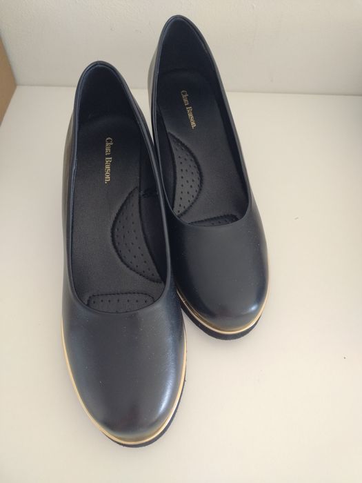 Обувки черни ССС