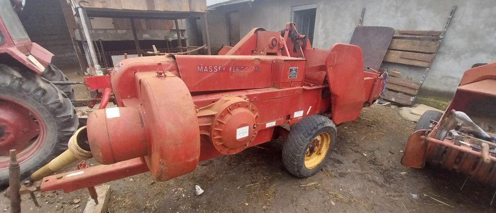Presa de balotat massey ferguson