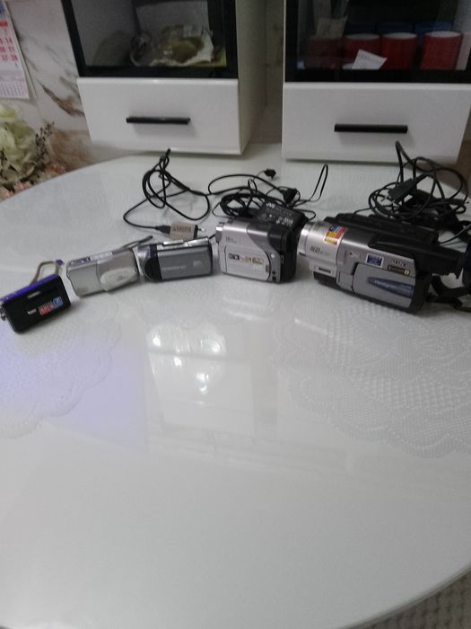 Видео и фотокамери-дигитални