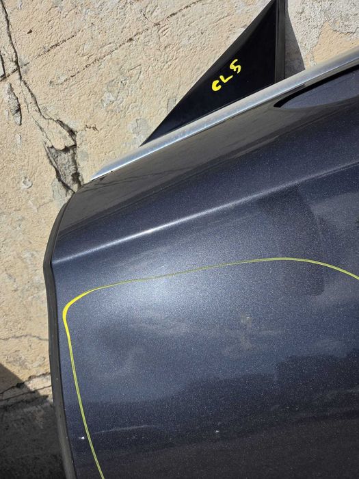 Usa stanga fata cu defect Mercedes Cls W218