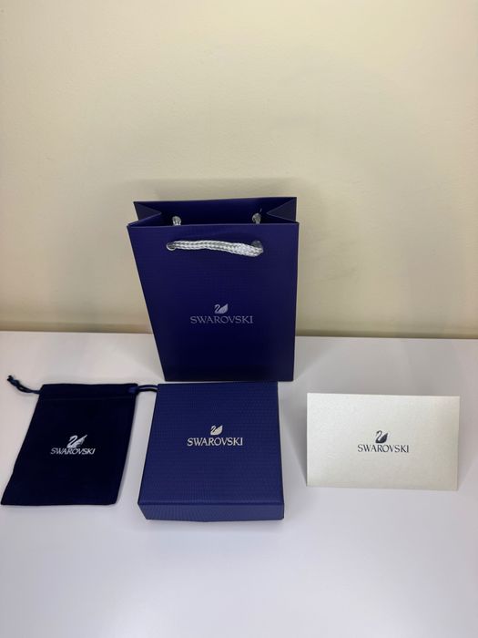 Колие Swarovski лебед