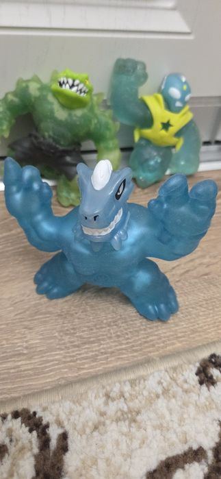 Продам игрушки гуджитсу