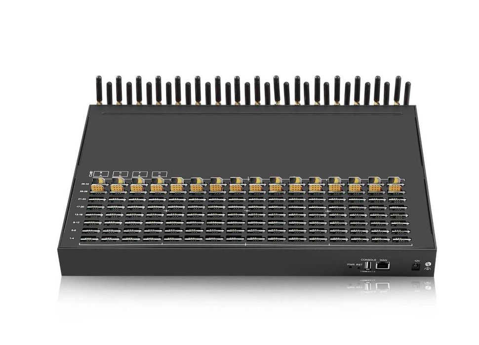 Gateway 4G GSM SME SK 32-256 cu 256 SIM – SMS, USSD și SMPP