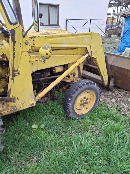 Tractor Massey Ferguson