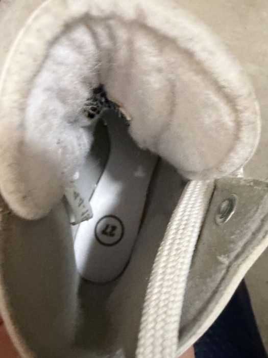 Коньки белые 27 размера