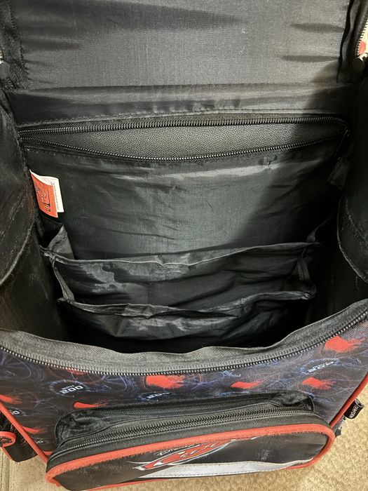 Раница за училище