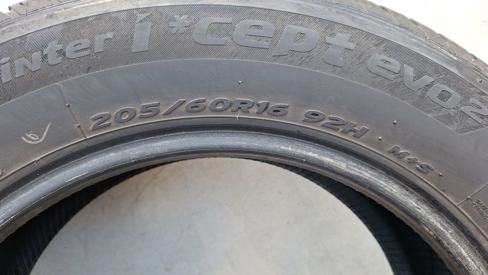 Зимни гуми 205 60 16 Hankook