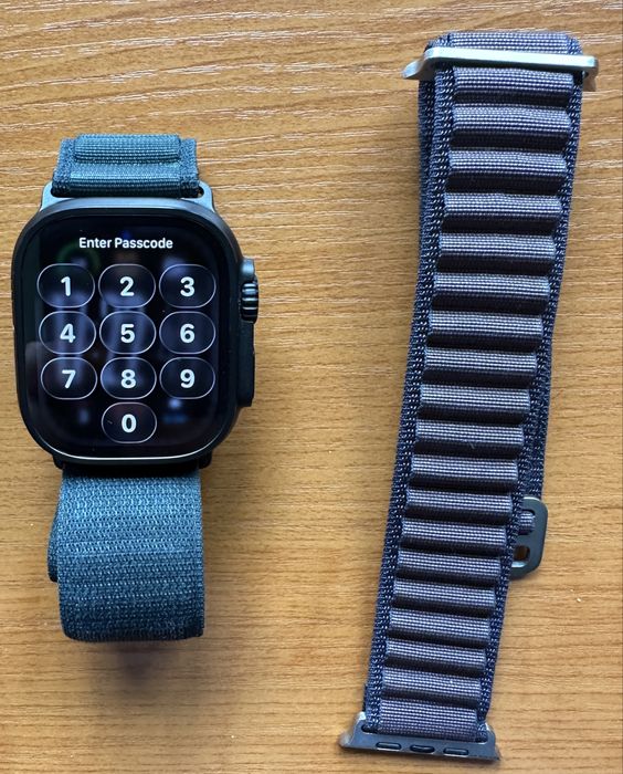 Продавам Apple watch Ultra 2