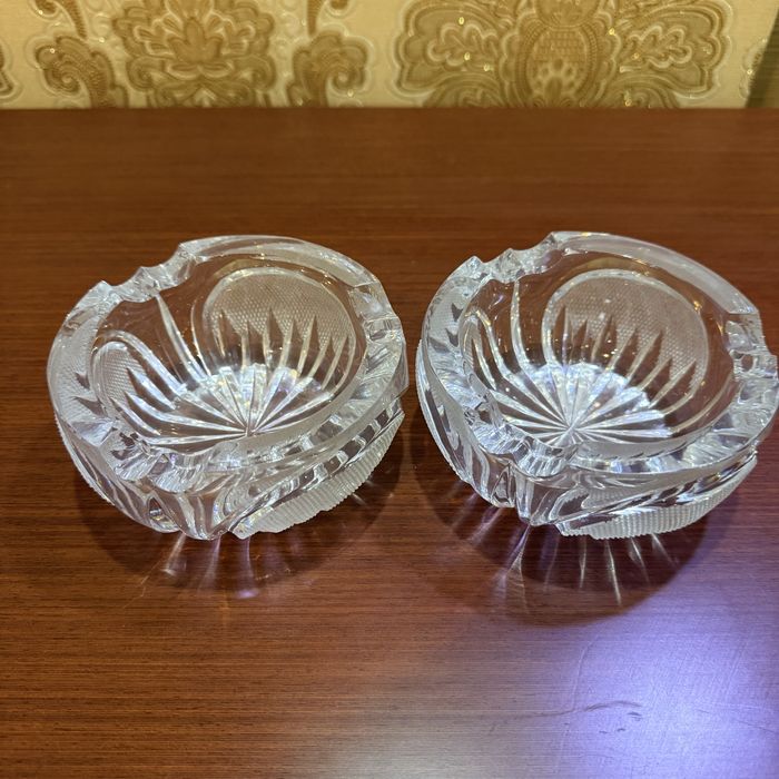 Тоза хрусталь пепельницалар