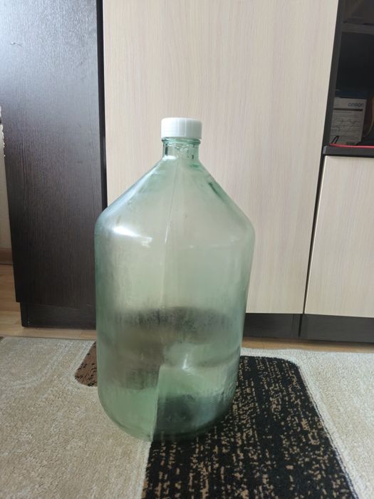 Бутыль 20 литров