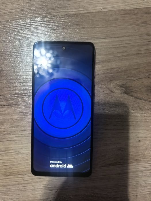 Motorola g 24 цвят pink lavender 128gb