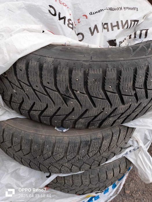 Продам б/у резину. 225/65 R17