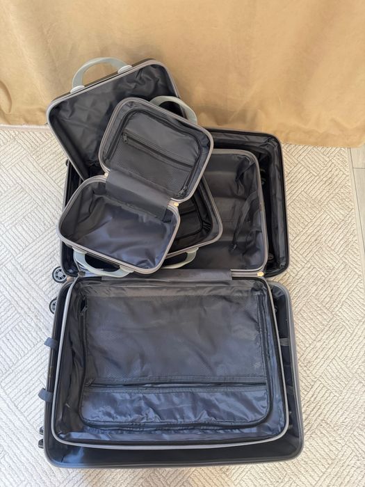 Продам чемоданы в хорошем состоянии