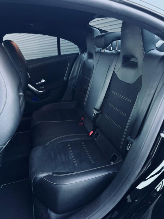 Mercedes-Benz CLA 250e AMG Line Plug-In Hybrid 218 CP | 2021 | Night Black Metallic |