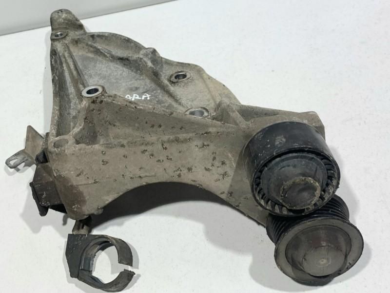 Suport accesorii Suzuki Grand Vitara 2 1.9 DDIS F9Q euro 4