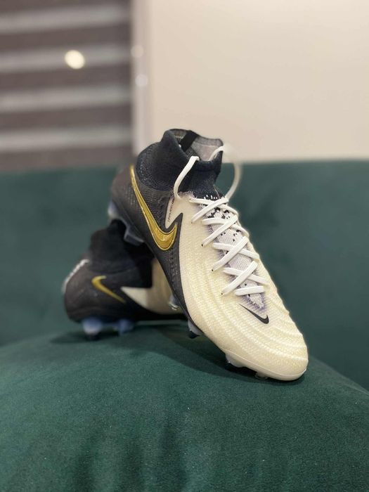 Футболни обувки Nike Phantom Luna II Elite SG-PRO Player Edition - Whi