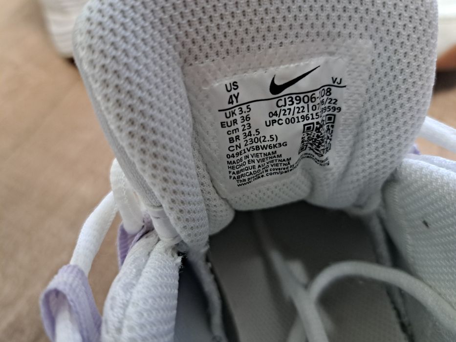 Маратонки Nike размер 36