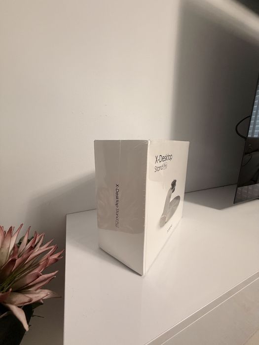 Videoproiector Smart Xgimi Elfin Stand Sigilat