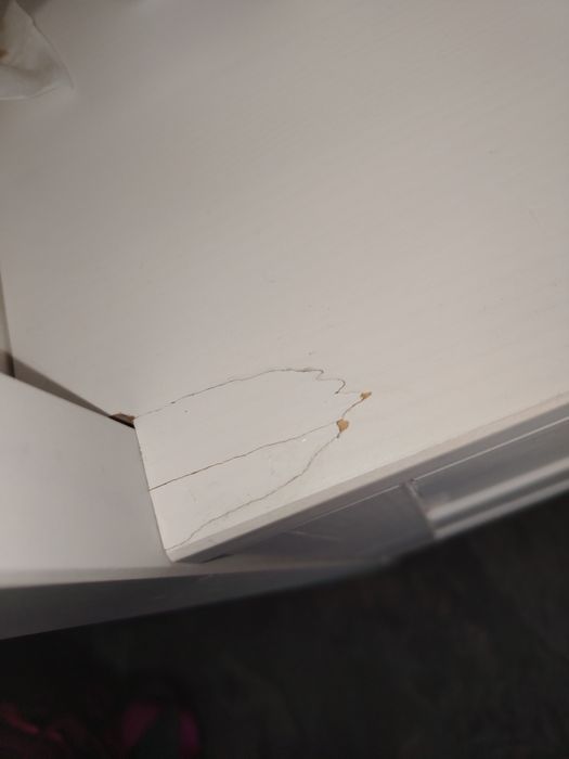 Sundvik маса за повиване детски скрин