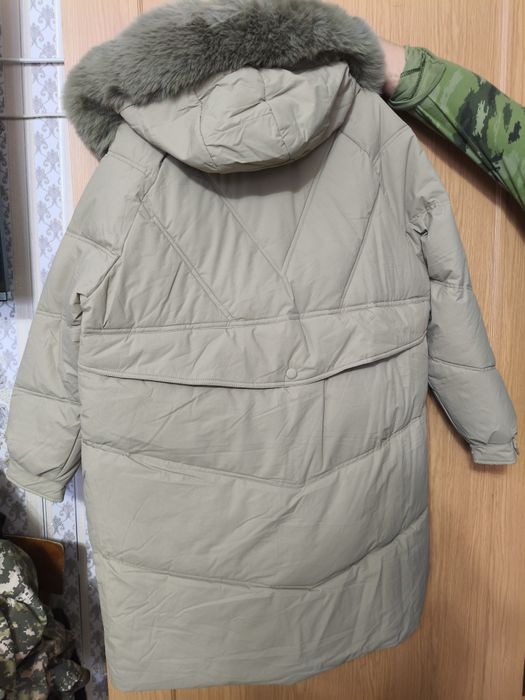 Продам куртка пуховик новый