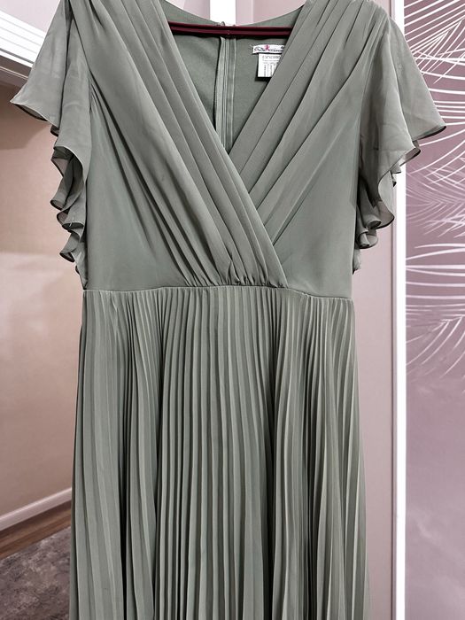 Платье нарядное для мероприятий