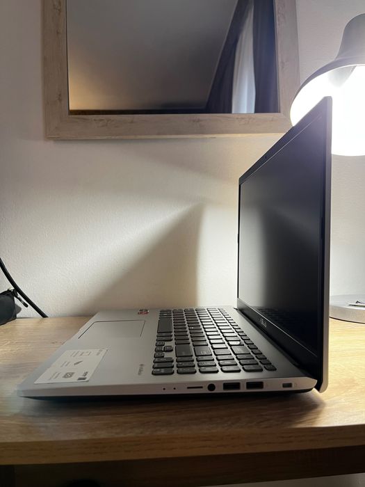 Лаптоп Asus M509DA | Ryzen 3 | 8GB RAM | 256GB SSD