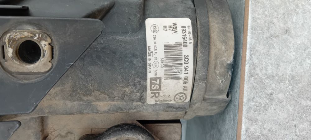 Far dreapta passat b6