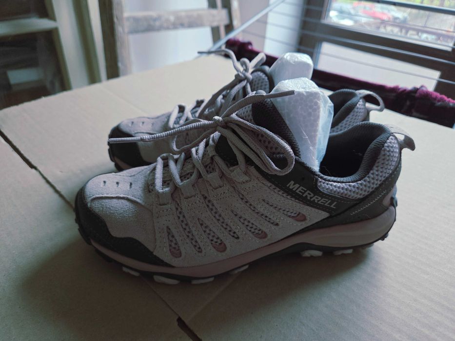 Pantofi sport Merrell,  noi!