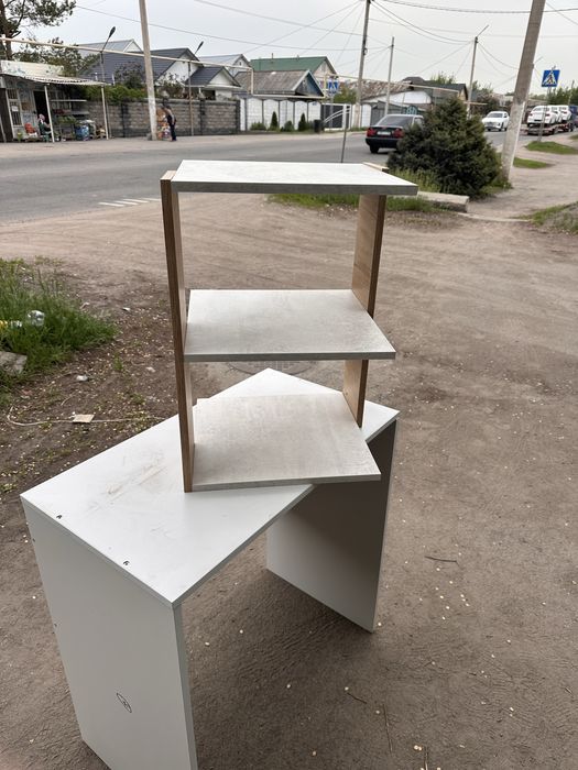 Полки новые для