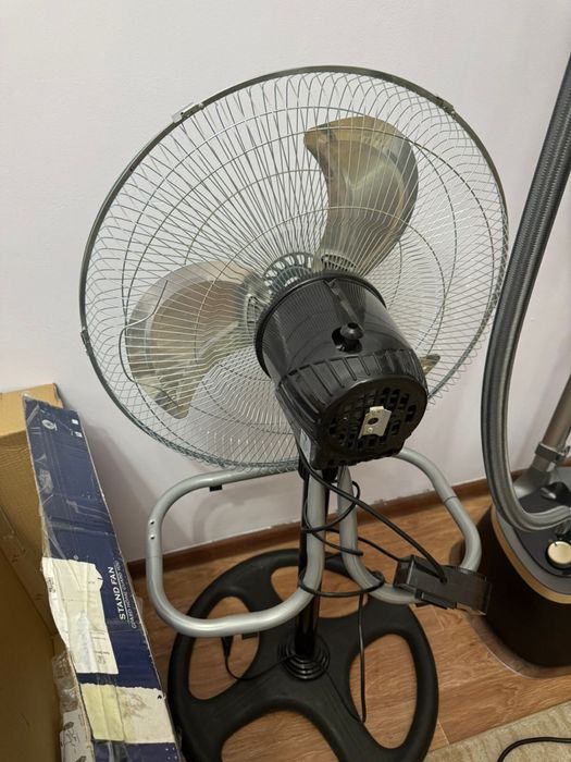 Вентилятор Samsung SL-3303 черный