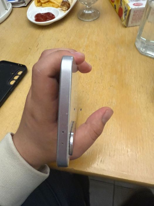 Samsung A36 продам в новом состояний,