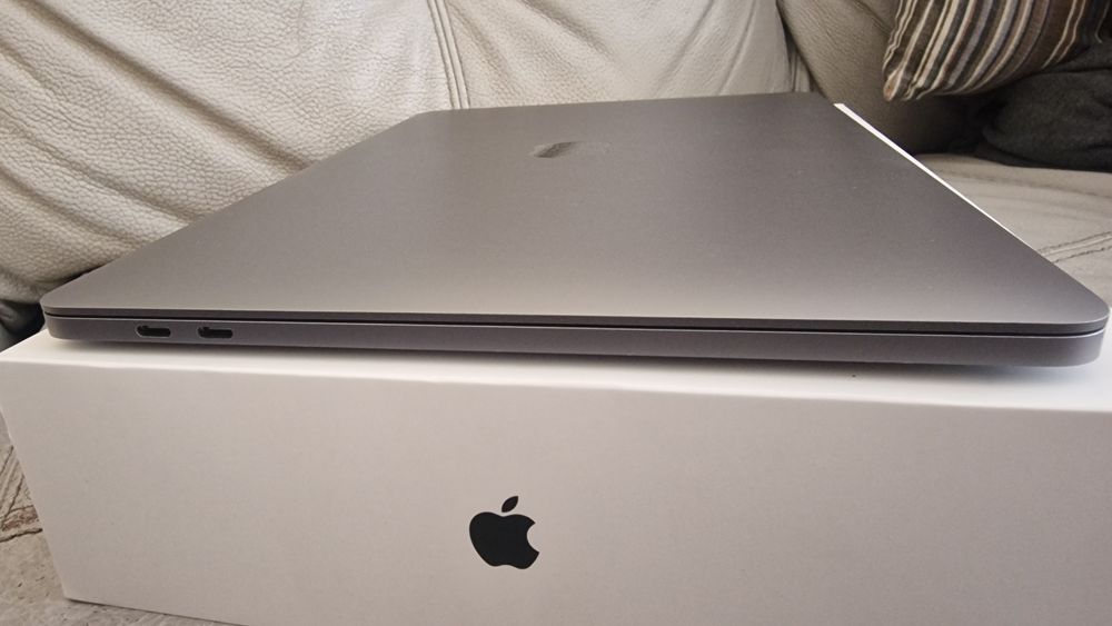 Apple Macbook Pro 13 A2159 2019 i5 16/256