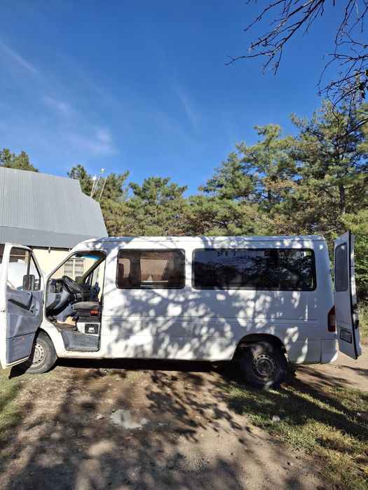 Mercedes sprinter микроавтобус