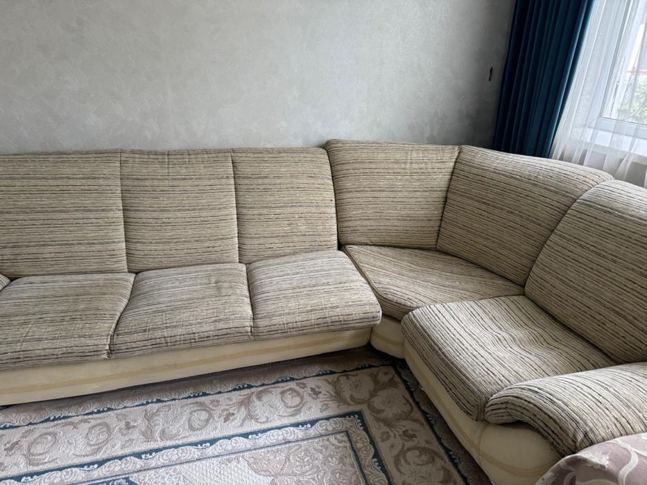 Продам срочно Диван б/у